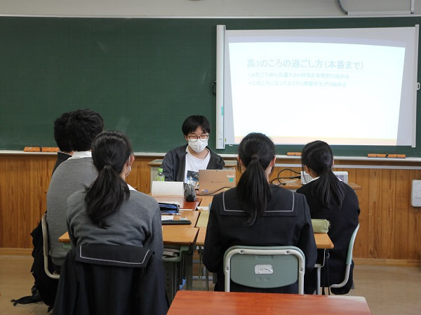 061127 高２卒業生懇話会 (65).JPG